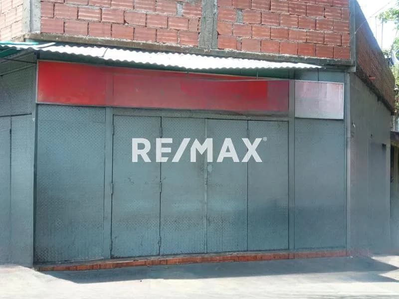 Venta local Catia