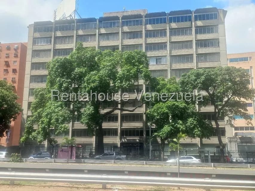 Comercial (Oficina) en Alquiler en La Florida, Distrito Metropolitano