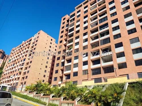 Confortable, Moderno Y Completamente Equipado Listo Para Mudarte En Clima De Montaña En La Urbanización Colinas De La Tahona. Mls#26-17359.gm