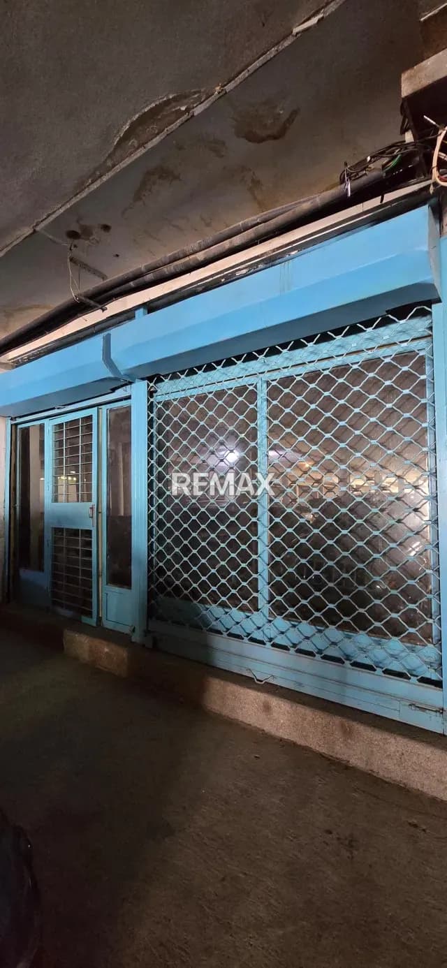 En Alquiler Local de 60m2 para Almacen en CC Biarritz de Naguanagua
