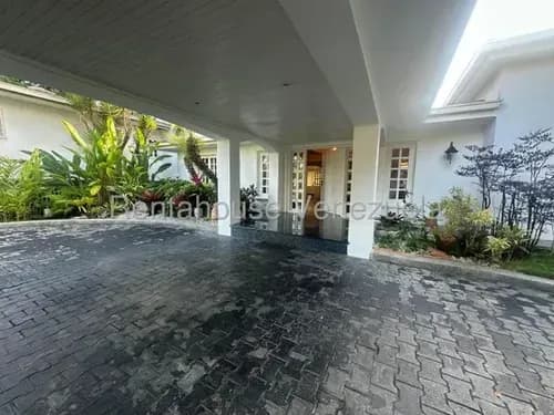 Casa En Alquiler La Lagunita Country Club 26-13992 Mc