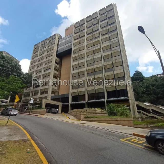 Comercial (Consultorio Medico) en Alquiler en Santa Paula, Distrito Metropolitano