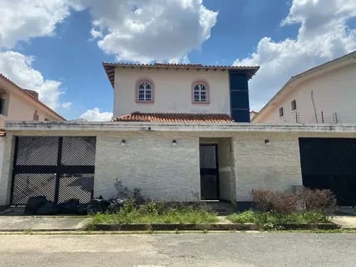 Hermosa Casa Urbanización El Bosque Valencia Kpineda