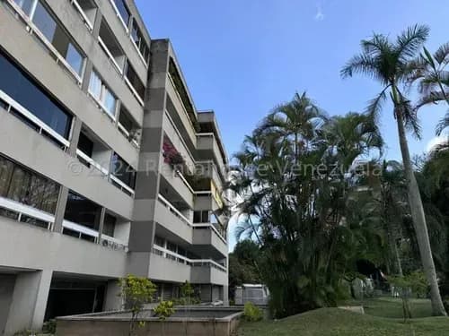 Apartamento En Venta Totalmente Remodelado Con Espectacular Vista Al Valle De Caracas Desde Una Amplia Terraza Listo Para Habitar En Chulavista Mls #26-17744 Bm