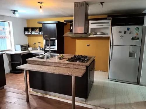 Aparto Quinta En Venta Urb. Trigal Norte - Calle Abierta. Cerca Del C. C. Patio Trigal. ¨inversor Eléctrico¨ Gerardo Hurtado.