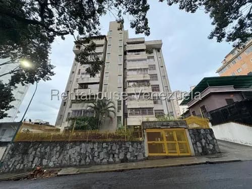 En Venta Penthouse Dúplex Amoblado En La Urbanización Los Caobos. Yg8319.