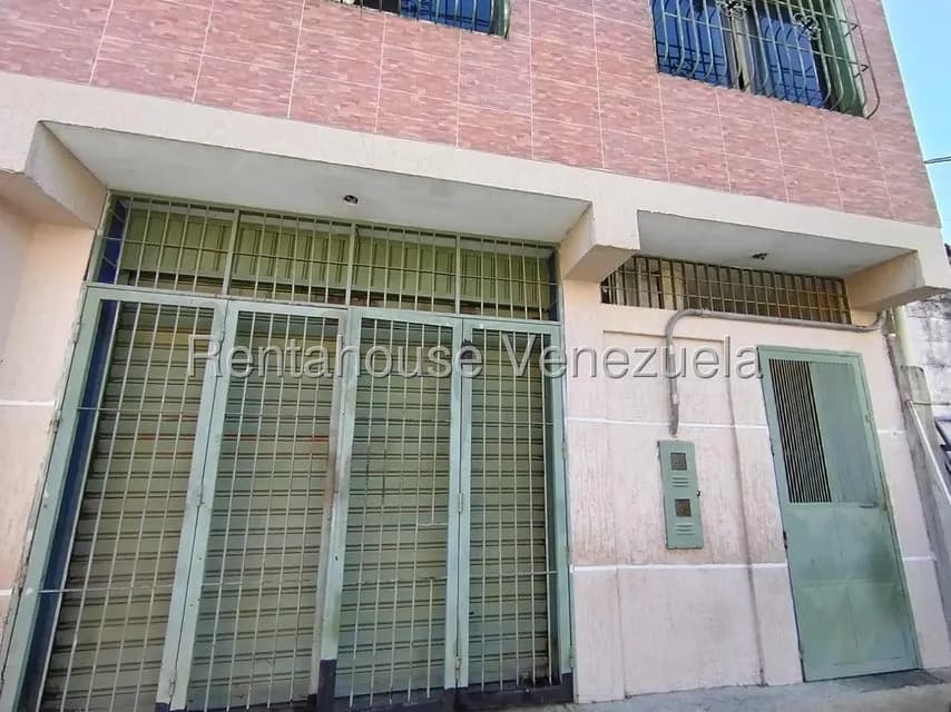 Comercial (Local Comercial) en Alquiler en Parroquia Catedral, Lara