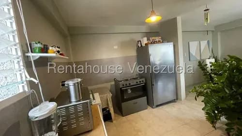 Rentahouse Lara Vende Hermoso Apartamento En Cabudare, Zona Ribereña-intercomunal; Vigilancia Privada, Tanque Subterráneo Y Condominio En Impecable Estado. ¡ubicación Privilegiada!
