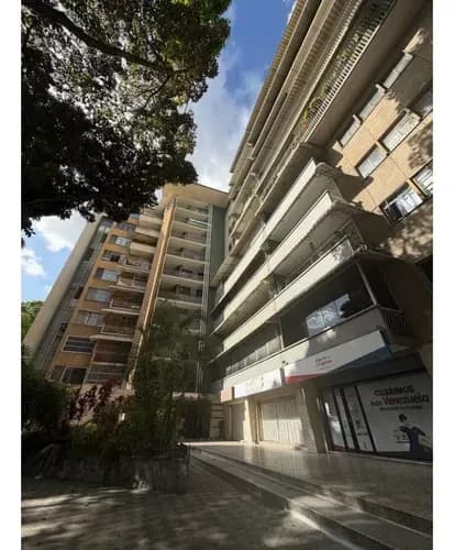 Se Alquila Apartamento 76m2 Altamira 0083