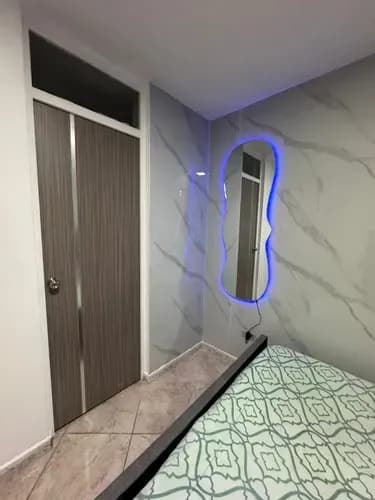 Apto En Los Caracaros Naguanagua Vía Universidad De Carabobo 92m2 3 Habitaciones 2 Baños 1 Puesto Techado Piso Alto Remodelado Cocina Con Tope De Granito Impecable Y Luces Internas . An