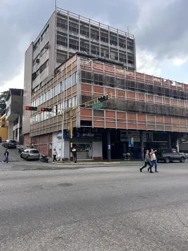 Cb Alquiler Local Oficina Edificio Paramillo. Inicio 5ta Avenida