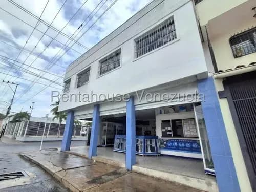 Karen Burgos Vende Impresionante Edificio Comercial En Centro De Barquisimeto, Ideal Para Emprendedores O Desarrolladores.