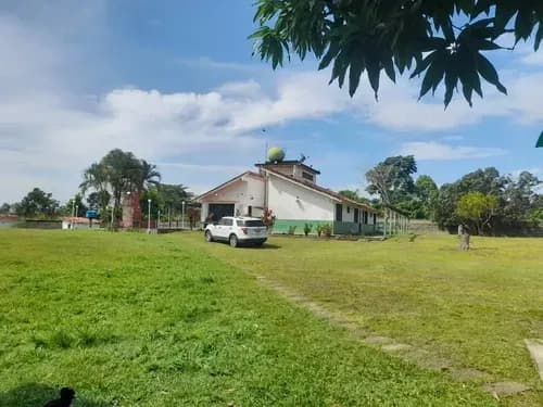 Se Vende Parcela Con Casa En: Mamporal, San Vicente, Municipio Buroz. Estado Miranda