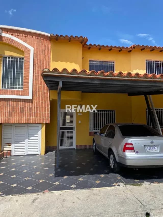 Hermosa y moderna casa ubicada en Terra Mia uno de Los mejores urbanismos de Cabudare