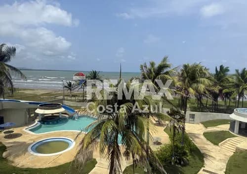 Venta Amplio Apartamento De 79 Metros Cuadrados En El Edificio Terraluna, Tucacas Falcon.