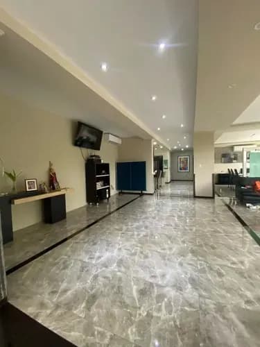 Oportunidad De Inversión Majestuosa Quinta De Super Lujo Con Fachada En Mármol Y Blindaje Total (planta 25 Kva Y Tanque De 25.000 L) Urbanización Prebo Iii, Valencia Cf-LG