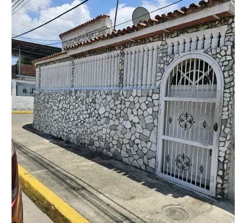 En Venta Casa | Ubicada En Barrio Bolivia, Maracay