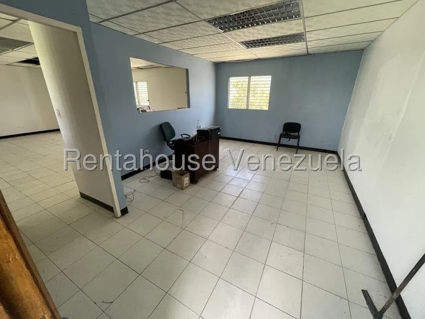 Comercial (Oficina) en Alquiler en Mariche, Distrito Metropolitano