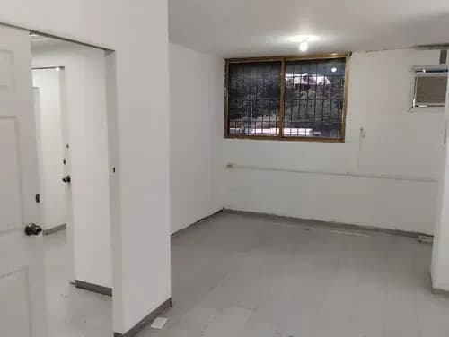 Oficina Comercial En La Av. Intercomunal Sector Las Garzas