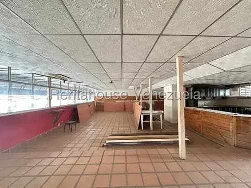 Daniela Linarez Alquila Hermoso Local Completo Con Baño, Mobiliario Ubicado En Mini Centro Comercial, Ubicado Frente A Una Avenida Principal, Ideal Para Cualquier Tipo De Negocio, El Cují Lara