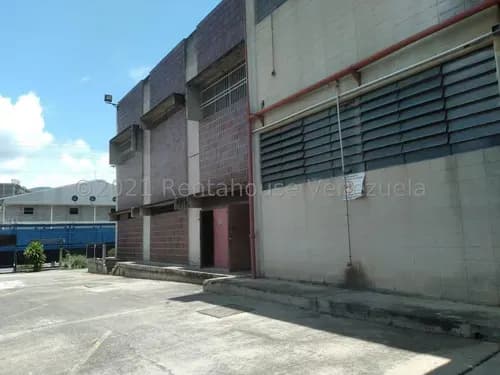 Edificio Industrial En Venta En Guarenas Para Proyectos De Fabricación, Con Galpón Y Mezzanina Cda 26-18271 Yf