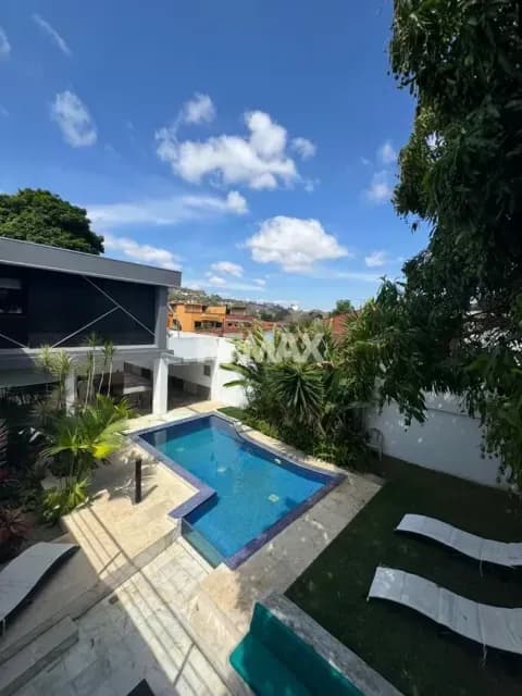 CASA EN EL CAFETAL