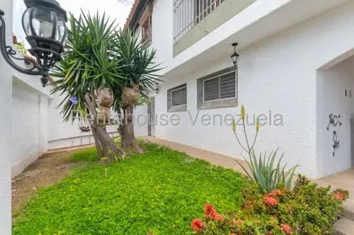 Alto Prado Yt 6-19772 Se Vende Bonita, Espaciosa Y Cómoda Casa En Exclusiva Urbanización Residencial! Calle Cerrada