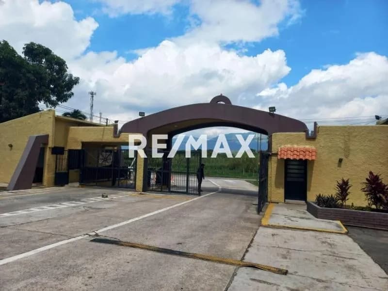 Parcela mini fincas El Solar En Venta 2.275 mt2, Valencia, Carabobo. Remate
