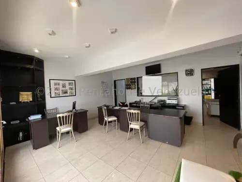 Casa Comercial En Venta Urb Fundacion Mendoza Av Rotaria #26-12073 F.b
