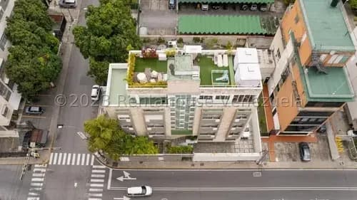 Tg Edificio En Venta En Los Palos Grandes, Uso Comercial, Remodelado, 1600 Mts2 De Construcción 25-9600 Ys