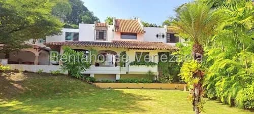 Estupenda Casa En Prados Del Este 26-14385 Zs