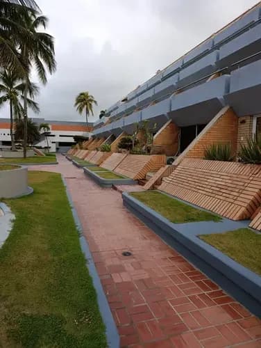 Tu Refugio De Paz En Tucacas, Apartamento En Res. Ancoraje. Asesor Julian Acosta 47.