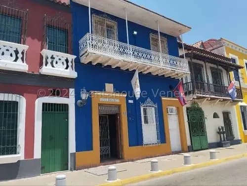 Nereida Lebrum Vende Posada En Zona Colonial De Puerto Cabello. Cod # 25-4837 Solo Cliente Directo