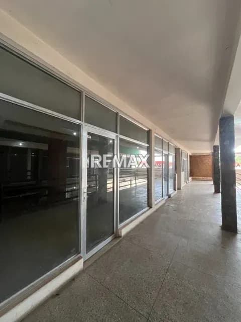 Local N⁰ 3 Centro comercial Las Palmas Planta Baja