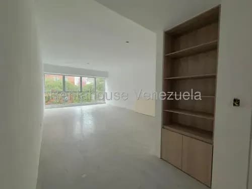 Apartamento En Venta\ La Urbina Yo 26-19595