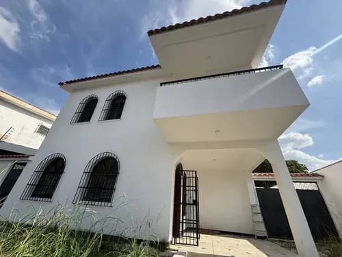 Alquiler De Casa En El Trigal Centro