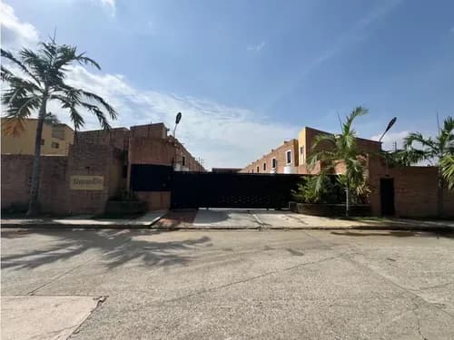 Townhouse En Venta En Manantial Rd-9786183