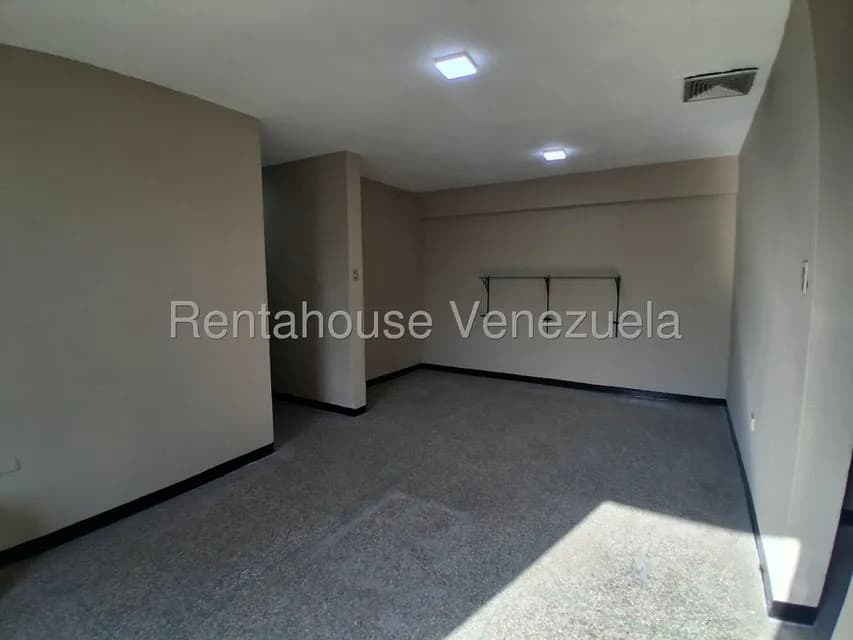 Comercial (Oficina) en Alquiler en Centro, Lara