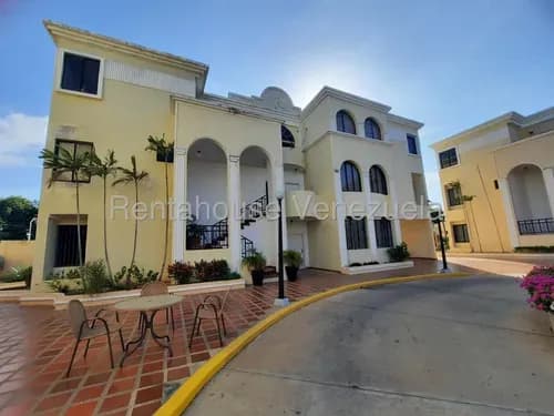 Apartamento En Venta, Urb Doral Norte, Vill Canarias, Eduardo Morán Rentahouse