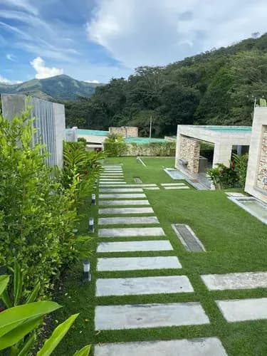 Townhouse En El Conjunto Residencial Cumbres De Guataparo Valencia Aa Vende