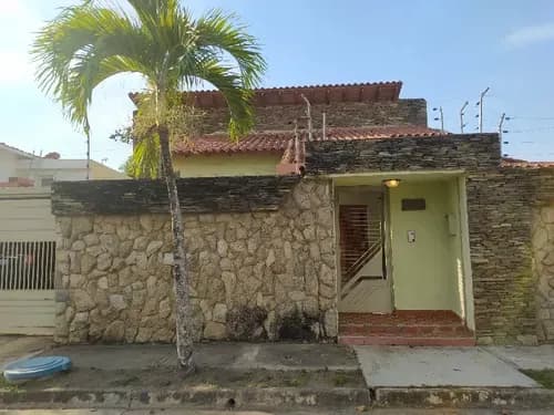 Casa Altos De Guataparo Valencia Carabobo.zona Exclusiva De La Ciudad , Seguridad.