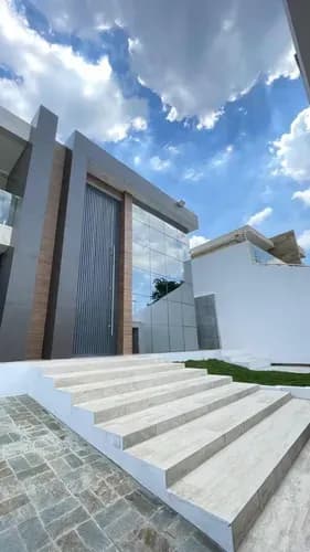 Exclusiva Casa Equipada Con Planta 100% En Terrazas Del Country - Guataparo, Piscina Infinita Atm