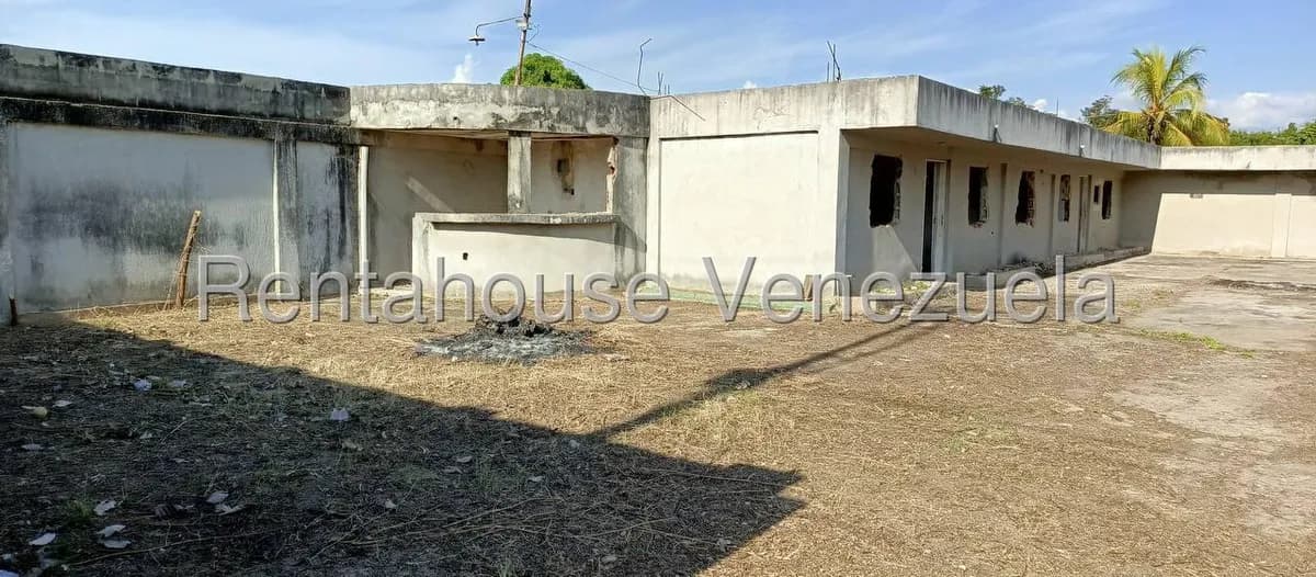Terreno (Residencial) en Venta en Tia Juana, Zulia