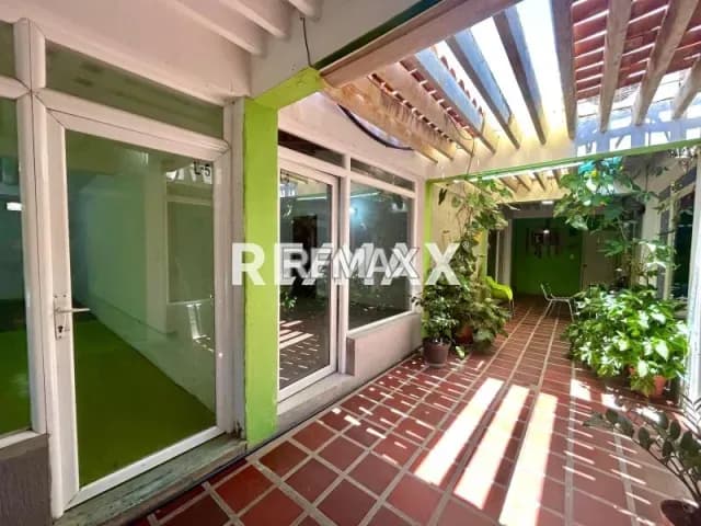 Local comercial en la PUerta Maraven