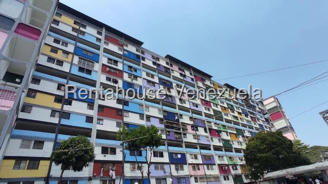 Apartamento (1 Nivel) en Venta en Parroquia 23 de Enero, Distrito Metropolitano