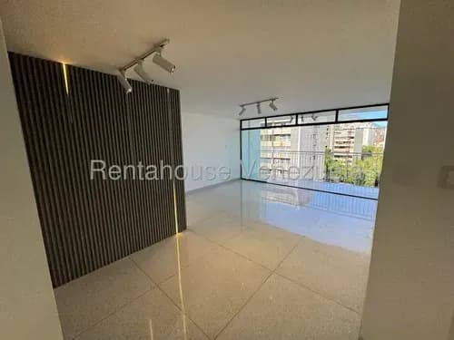 Apartamento En Venta En Los Palos Grandes - Asesora Yesenia Romero - Mls 26-19113