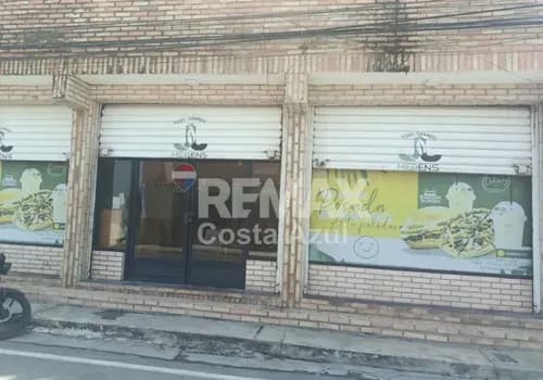 En Alquiler Local Comercial De 88 Metros Cuadrados En Tucacas.