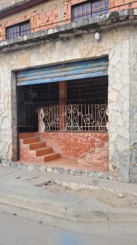 Alquiler Local Comercial Urbanismo Santa Ines - Valencia /carabobo // Edith Isaacs