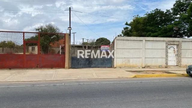 TERRENO PARA DESARROLLO COMERCIAL AV. MILAGRO NORTE