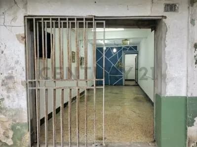 Un espacio estratégico a pie de calle te espera